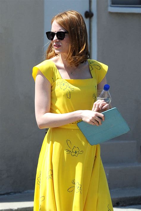 emma stone yellow gown.